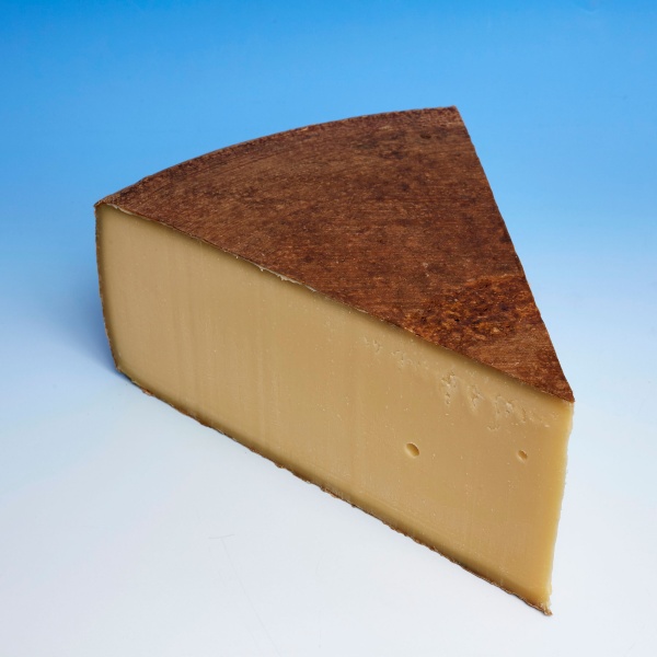 bergkaese-kaesekenner-24monate.jpg
